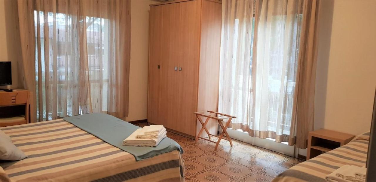 Hotel Enrica Червия Экстерьер фото